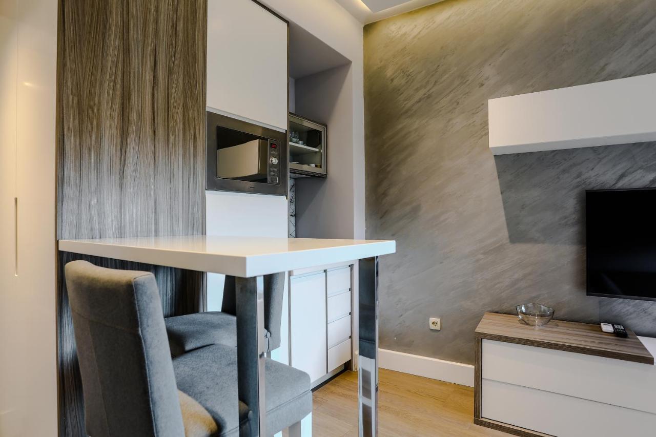 City Montesun Apartments Будва Экстерьер фото