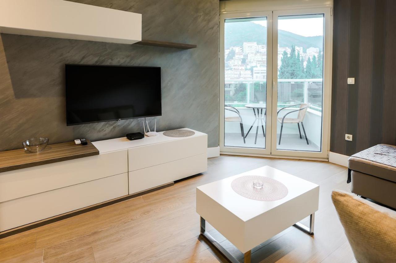 City Montesun Apartments Будва Экстерьер фото