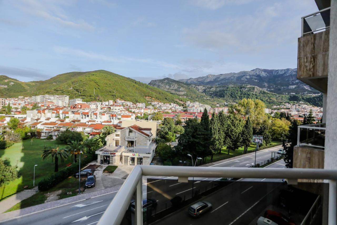 City Montesun Apartments Будва Экстерьер фото